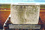 Sockel-Inschrift Tiberinsel