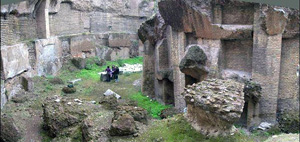 Das Mausoleum des Augustus in Rom vor der Restaurierung